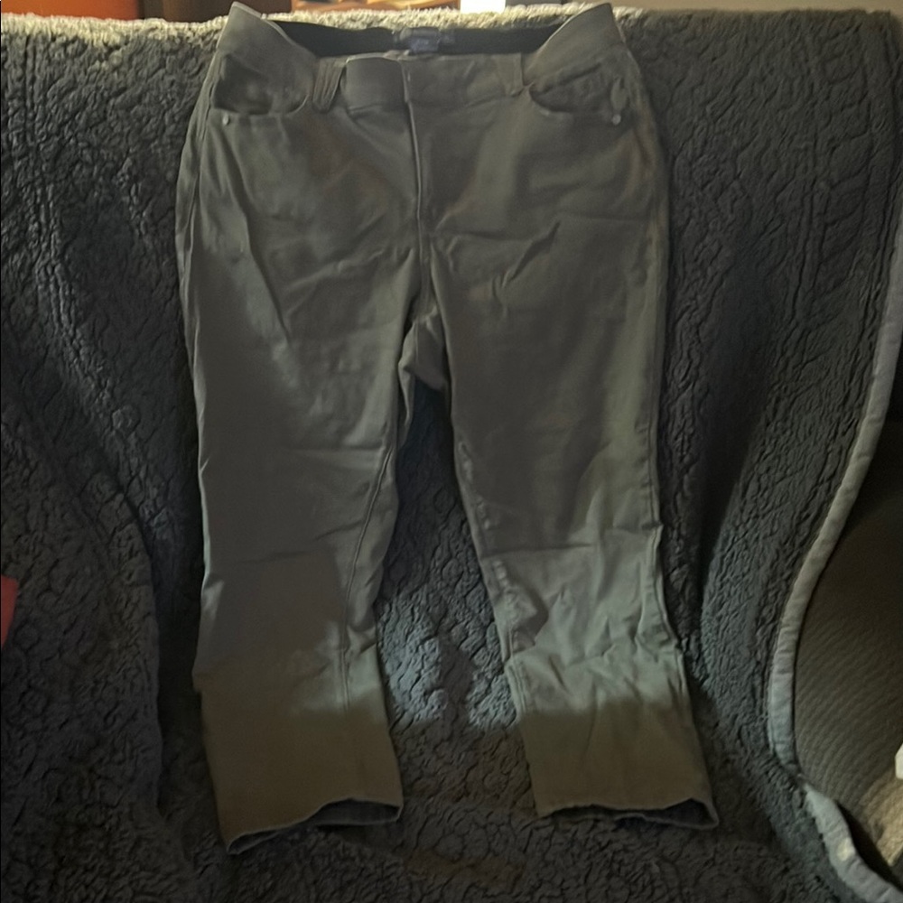 Democracy Charcoal Gray Pants